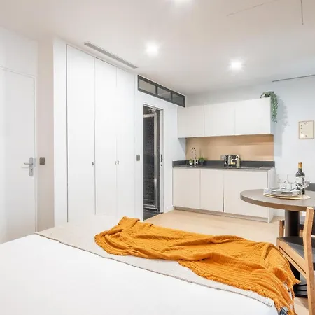 Yuna Les Halles - Serviced Apartment