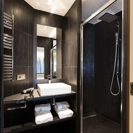 Yuna Les Halles - Serviced Apartment