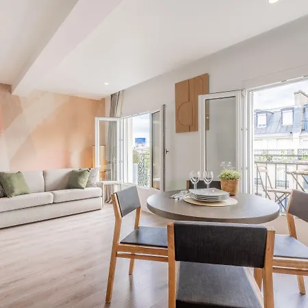 Yuna Les Halles - Serviced