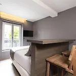 Apartament Yuna Les Halles - Serviced