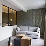 Yuna Les Halles - Serviced Apartament Paryż