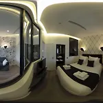 Yuna Les Halles - Serviced Apartament Paryż